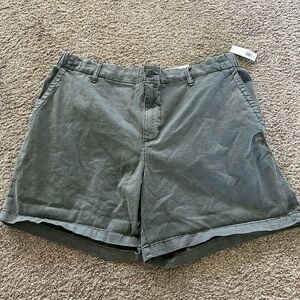Women’s large new with tags pull on shorts